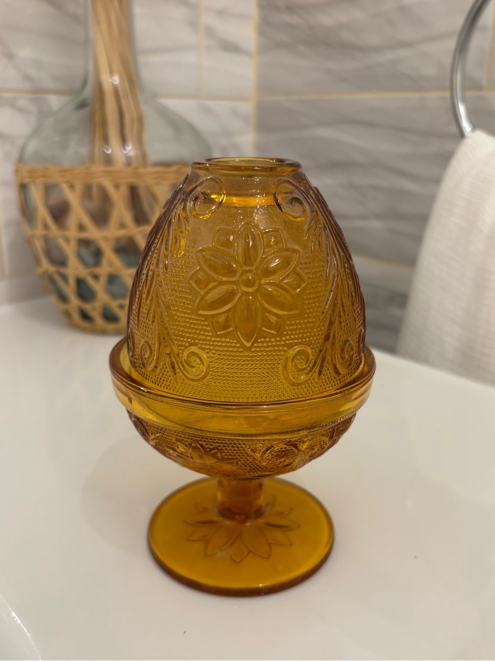 Tiara Exclusive Amber Glass Fairy Lamp
